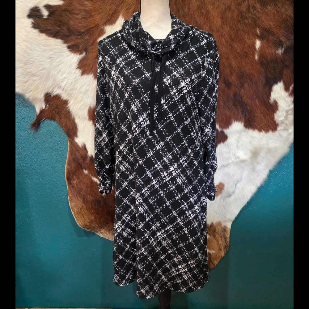 Robert Louis Monochrome Checkered Cowl Neck Dress